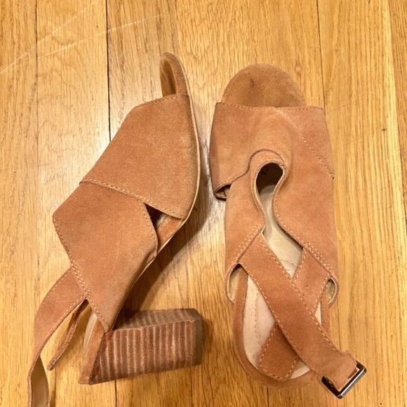 Boots - Picture 3 of 3